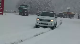 Karda Mahsur Kalanların Yardımına Türk Kızılayı Yetişti