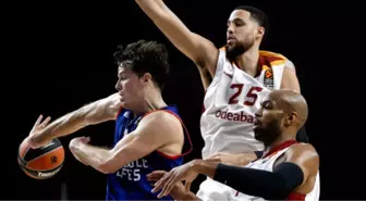 Anadolu Efes - Galatasaray Odeabank: 80-77