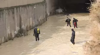 Mersin'de Kayıp 2 Kişinin Aranmasına Devam Edildi