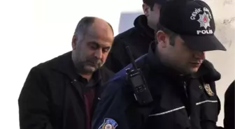 Sakarya'da Fetö Şüphelisi Emekli Yarbay ve Emniyet Amiri Adliyeye Sevk Edildi