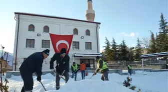 Seyitgazi Belediyesi'nin Karla Mücadelesi