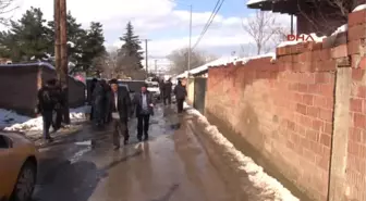 Tokat Kalp Krizinden Ölen Hamile Genç Kadın Toprağa Verildi