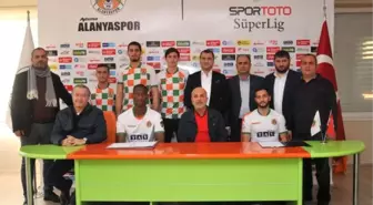 Aytemiz Alanyaspor, Plet ve Emre'yi Transfer Etti