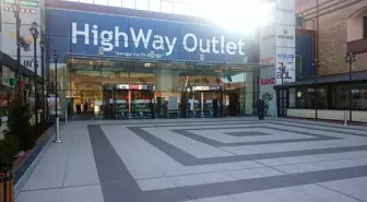 Highway Outlet'ten Kış Defilesi ve Konser