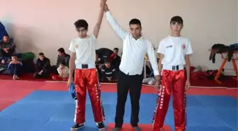 Kick Boks Okul Sporları İl Şampiyonası Yapıldı