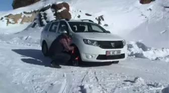 Sarıkamışlı Sürücüler 'Kar Çorabı' Ile Yollarda