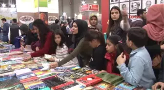 Adana Doğan Kitap Yazarları Okurlarla Buluştu