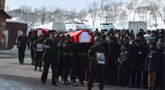 Bitlis'te Çatışma: 2 Uzman Çavuş Şehit, 2 Asker Yaralı (3)