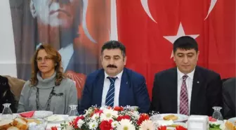 CHP Çorum Teşkilatları Gazetecilerle Biraraya Geldi