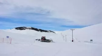 Kayak Merkezinin Yolu Açıldı