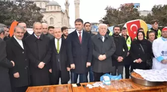 Malatya Ülkü Ocakları Lokma Dağıttı