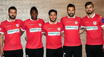 Samsunspor 5 Futbolcuyla Sözleşme İmzaladı