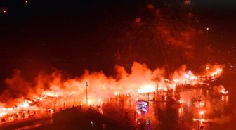 Altay Taraftarı, Kordon'da Meşale Şov Yaptı