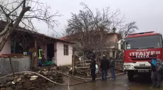 Denizli'de Ev Yangınında Bir Kişi Hayatını Kaybetti