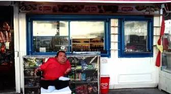 İşlettiği Büfe İçin Alınan Yıkım Kararıyla Yıkıldı