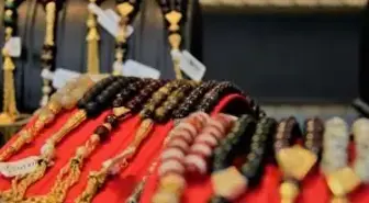 Meteor Taşından 30 bin Dolarlık Tespih Yaptı