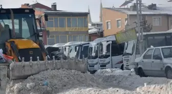 Selim Belediyesi'nin Karla Mücadelesi Devam Ediyor