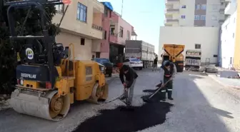 Erdemli'de Aşırı Yağıştan Etkilenen Yollar Düzeltiliyor