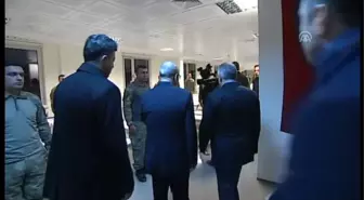 Arşiv) - Başbakan Yıldırım'la Aynı Sofrayı Paylaşan Asker Şehit Oldu