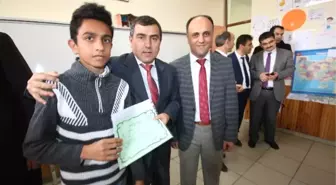 Beyşehir'de Suriyeli Öğrenciler de Karne Sevinci Yaşadı