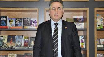 Klinik Biyokimya Uzmanı Abdullah Olgun: 'Her İlaç Aynı Zamanda Bir Zehirdir'