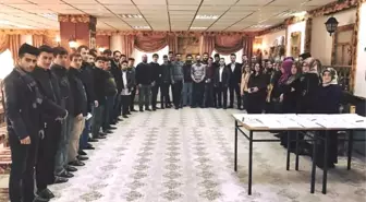 AK Parti Erzincan Gençlik Kolları, Başkanlık İçin Gençlerle Bir Araya Geliyor