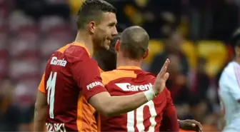 Podolski, Galatasaray'da Bir Maçta 5 Gol Atan Futbolcular Listesine Girdi