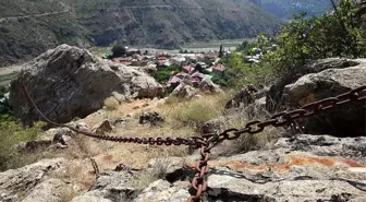 Gizemini Koruyan 'Zincirli Kaya' İlgi Görüyor