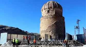 Hasankeyf'in 650 Yıllık Zeynel Bey Türbesi Yeni Yerine Taşınıyor