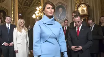 Yeni First Lady Melania Trump'ın Yemin Törenindeki Yüz İfadesi Olay Oldu