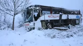 Sinop'ta Yolcu Otobüsü Şarampole Yuvarlandı: 4 Ölü 27 Yaralı