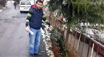 Sarıyer'de Evin Üzerine Yol Göçtü, Ev Sahibi Belediyeye İsyan Etti