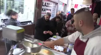 Şehit Fethi Sekin Için Lokma Dağıtıldı