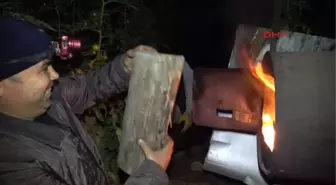 Antalya - Serada 'Don' Nöbeti Tutan Üreticilere Tatlı Sürpriz