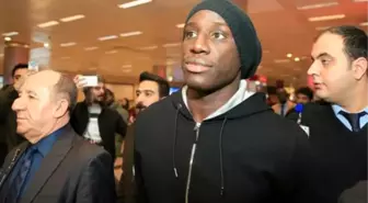 Demba Ba, İstanbul'a Geldi