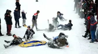 Rize Ayder Kardan Adam Şenliği'nde Renkli Görüntüler Yaşandı 2