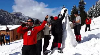 Ayder Kardan Adam Şenliği'nde Renkli Görüntüler