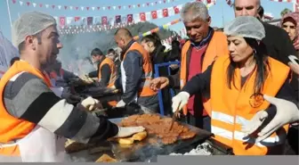 Osmaniye'de Sucuk Ekmek Festivali