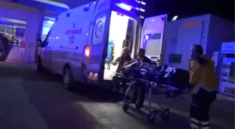 Çorum'da Iki Otomobil Çarpıştı: 10 Yaralı