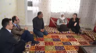 Kaymakamı Uçar'dan Şehit Araz'ın Ailesine Ziyaret