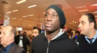 Beşiktaş, Demba Ba'yı Kiraladığını Kap'a Bildirdi