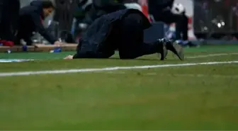 Atletico Madrid Teknik Direktörü Simeone, Hakem Kararını Duyunca Yere Çöktü