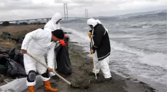 Dilovası'nda Akaryakıt Sızıntısı Sonucu Oluşan Kirlilik Temizlendi