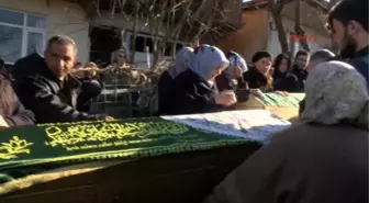 Nişanından 3 Gün Sonra Kazada Hayatını Kaybetti