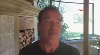 Schwarzenegger'dan Trump'a Işini Bana Devret, Insanlar Rahat Uyuyabilsin