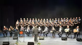 Türk Sanat Müziği Korosu'ndan Sezon Ortası Konseri