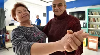 Yaşlı Dansçılar, Türkiye Dans Şampiyonası İçin Adana'ya Gitti