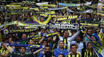 Fenerbahçeli Taraftarlar Derbinin Havasına Girdi
