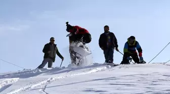 Rize'de 'Lazboard'Lu Kayak Şenliği