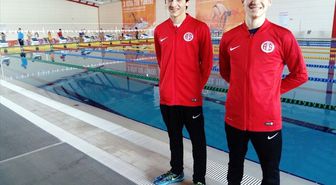 Antalyaspor'un 'Altın Kulaçları' Grup Birincisi Oldu